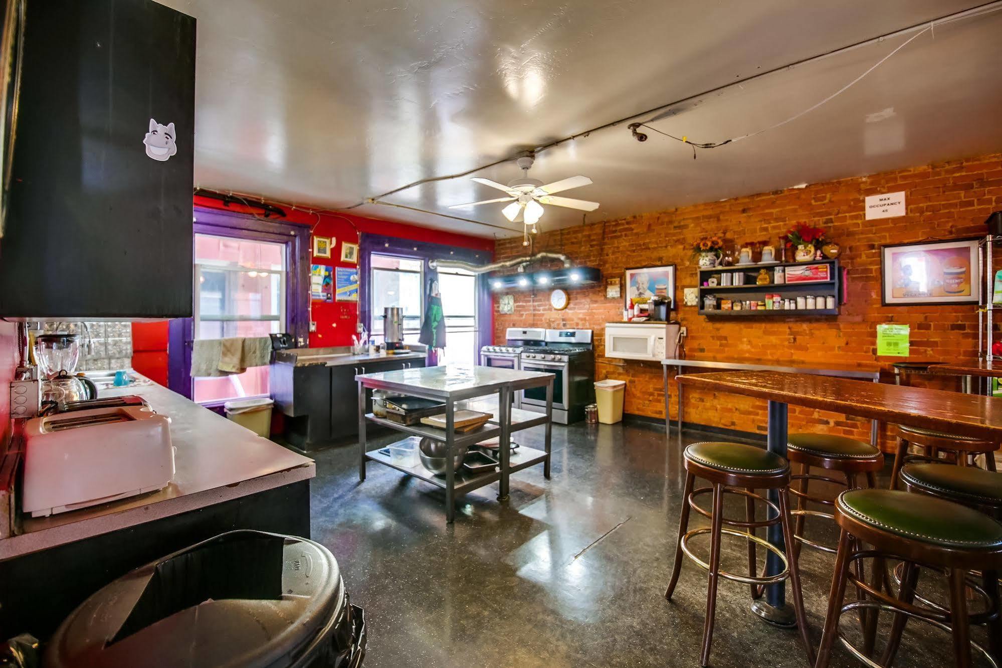 Lucky D'S Youth And Traveler'S Hostel San Diego Exterior foto